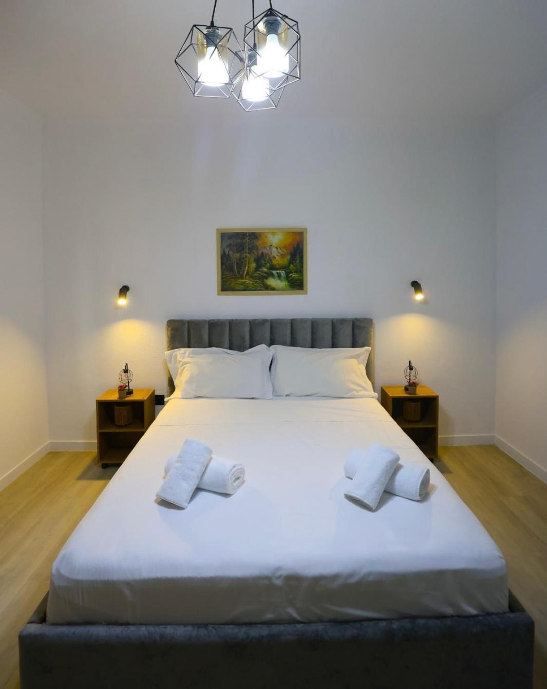 Vila Alizee Hotel تيرانا المظهر الخارجي الصورة