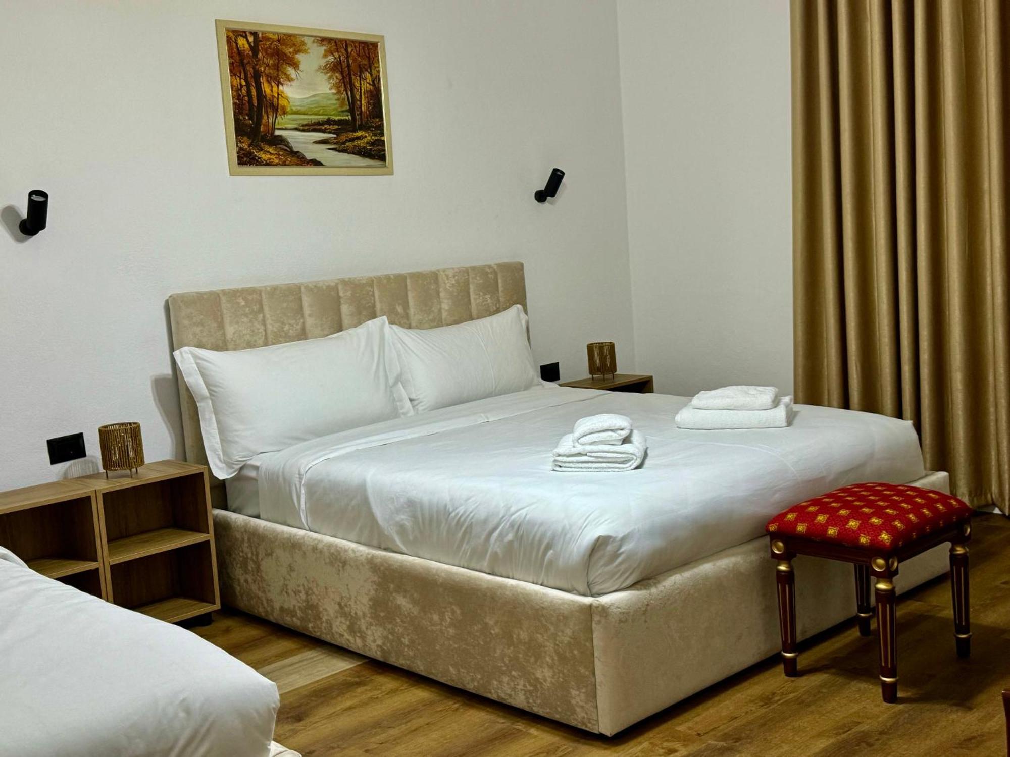 Vila Alizee Hotel تيرانا المظهر الخارجي الصورة