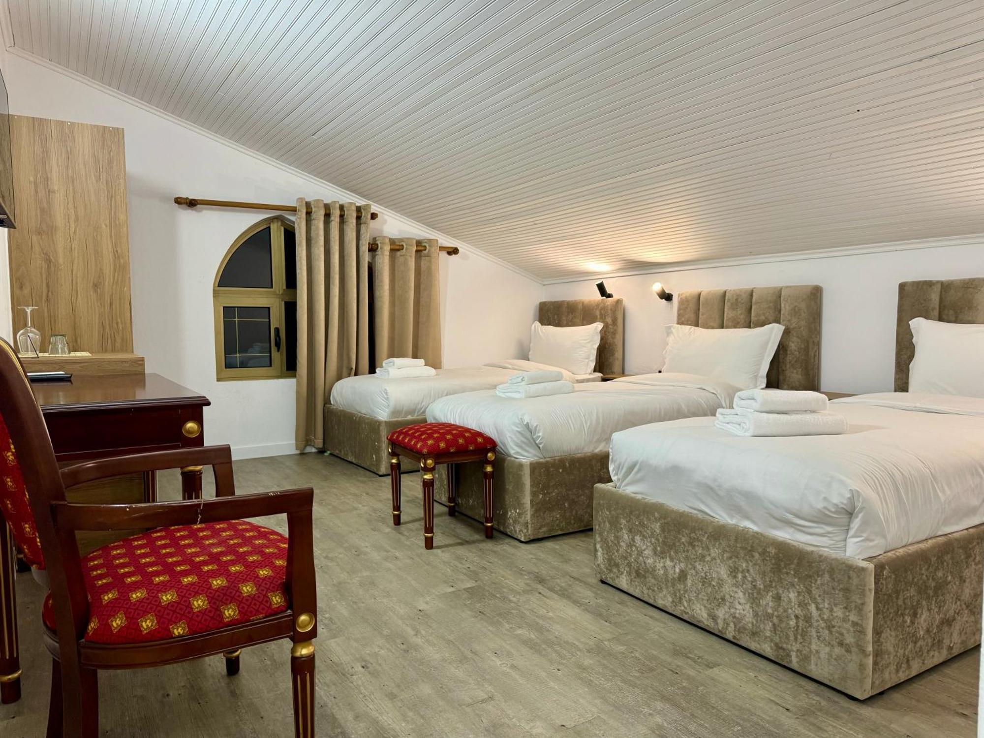 Vila Alizee Hotel تيرانا المظهر الخارجي الصورة