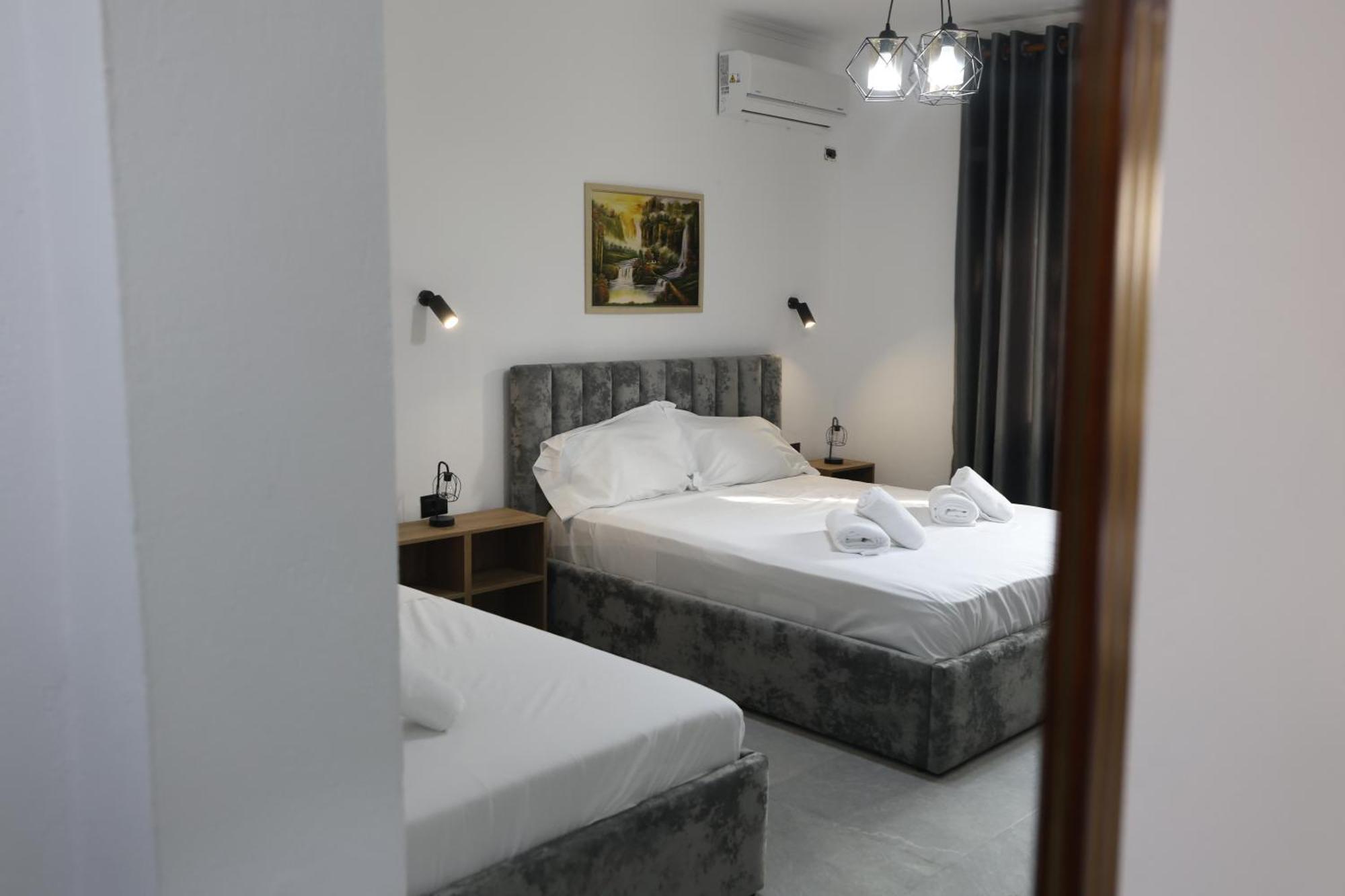 Vila Alizee Hotel تيرانا المظهر الخارجي الصورة