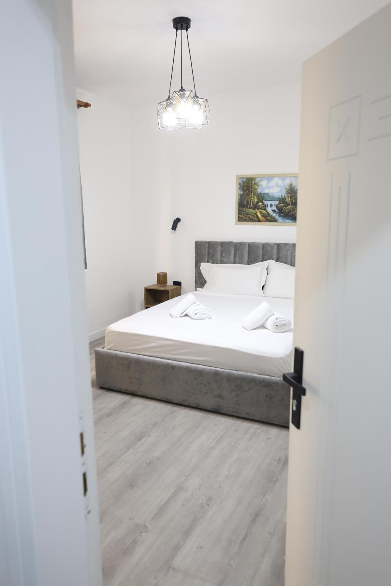 Vila Alizee Hotel تيرانا المظهر الخارجي الصورة